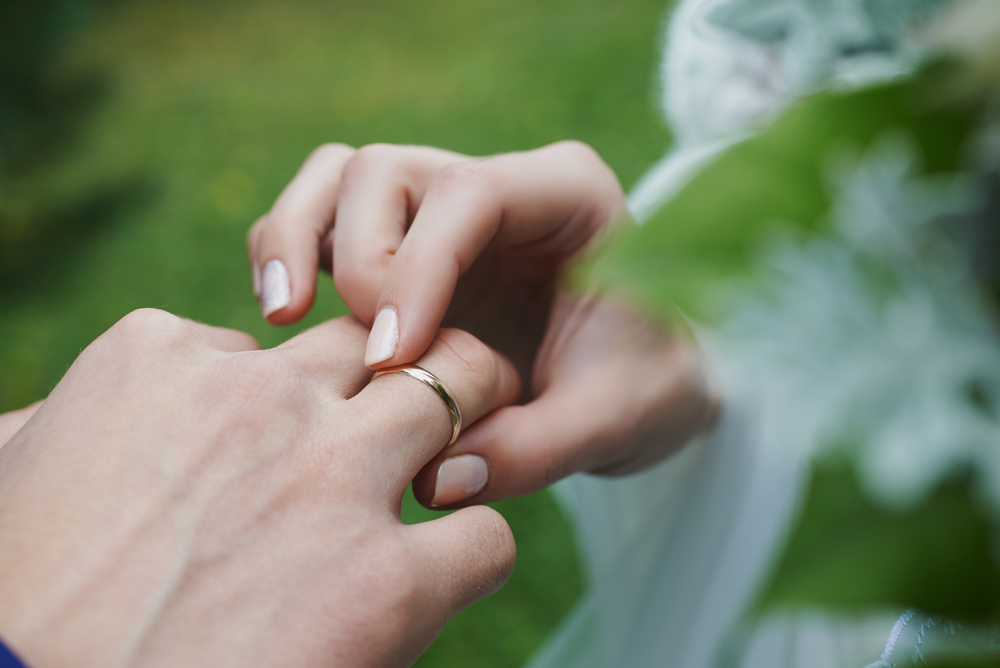 結婚指輪は安い値段でおしゃれに仕上がる 人気のチアフルリングとは 手作り結婚指輪 オーダーメイドのaigis アイギス 東京 表参道 原宿 千葉 木更津