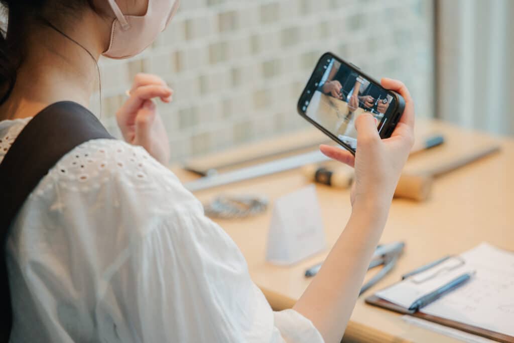 制作過程を撮影する様子