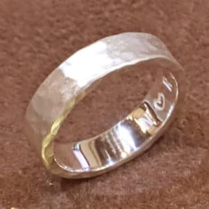 ワークスタジオ瑠花の指輪