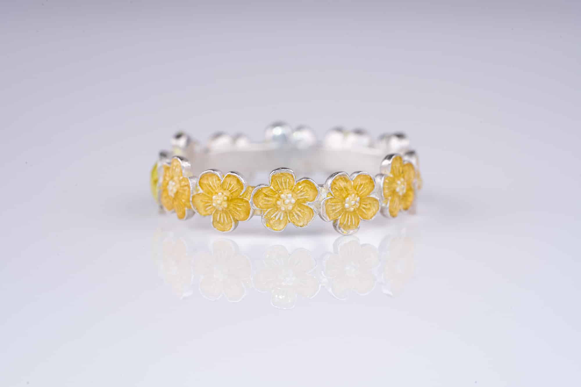 エマーユリングゴールド2