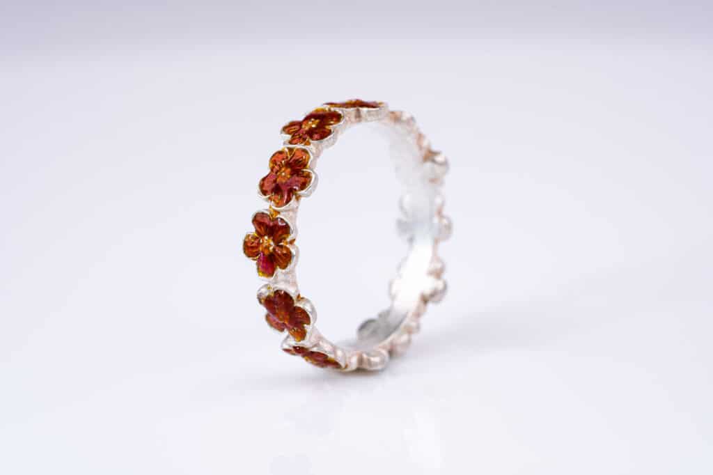 エマーユリング赤1