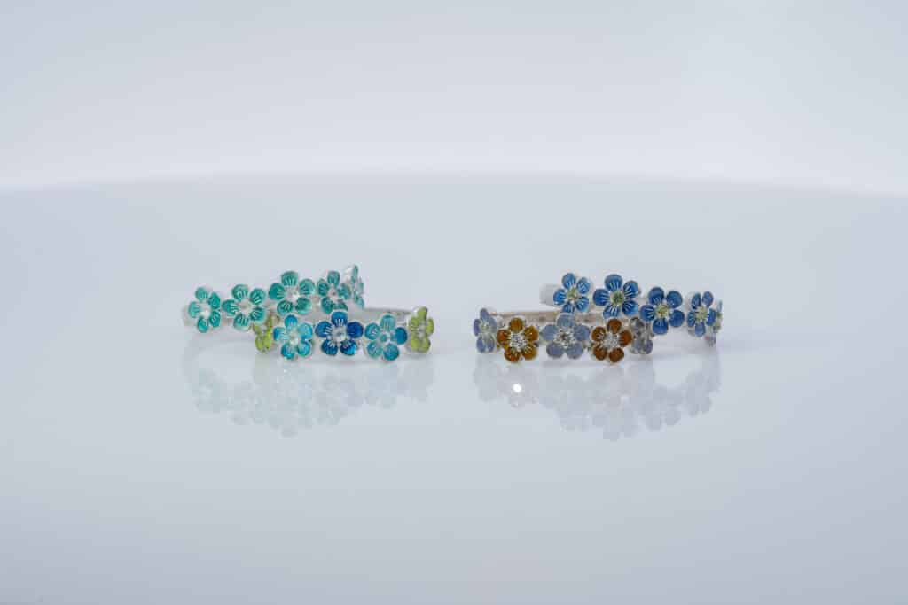 違う色味で個性を出すのもおすすめ