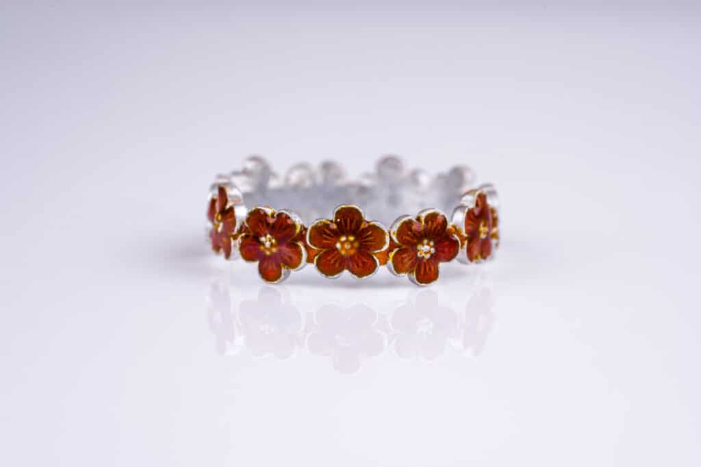 エマーユリング赤2