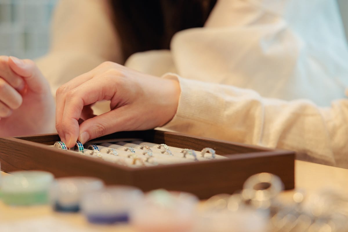 指輪のデザインを選ぶ