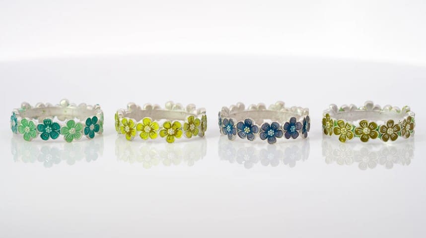 エマーユリング(花モチーフ 複数)